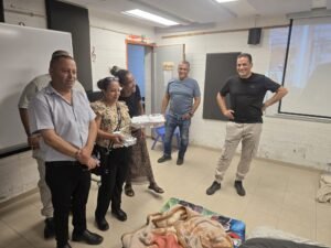 סיור במקלטים הציבוריים